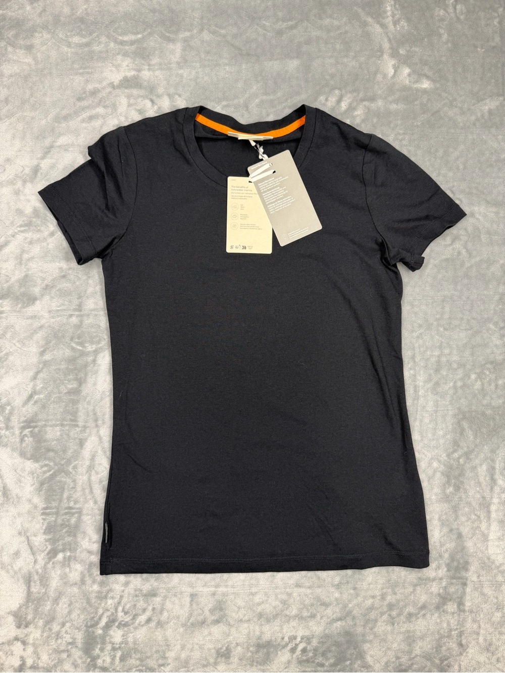 Icebreaker Women's Central Classic Short Sleeve T-Shirt